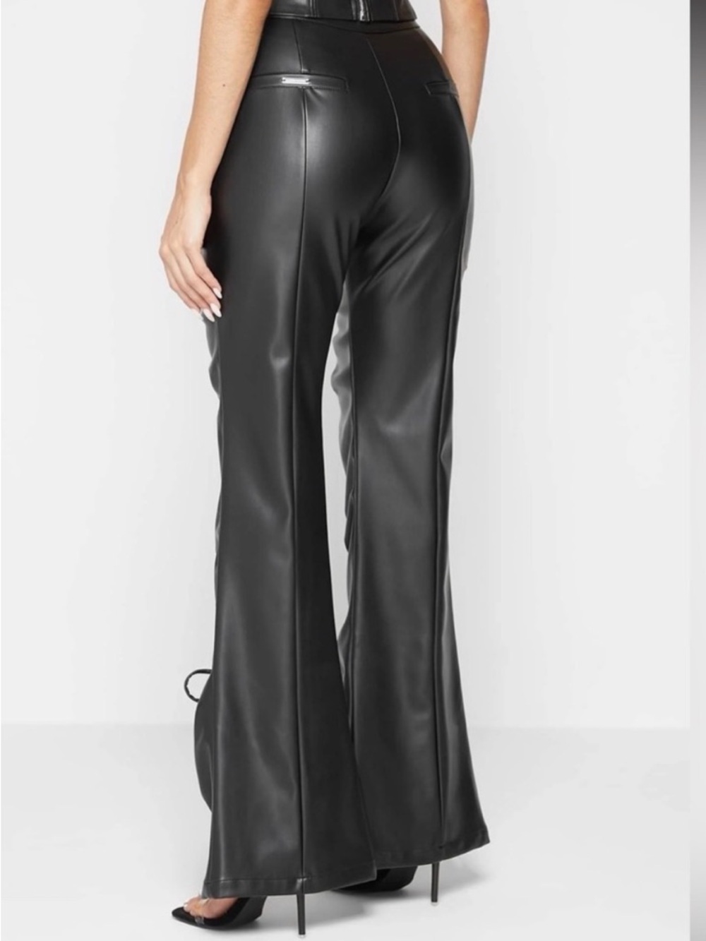 MANIERE DE VOIR Black Faux Leather Ruched Open Slit Pants - Picture 3 of 12